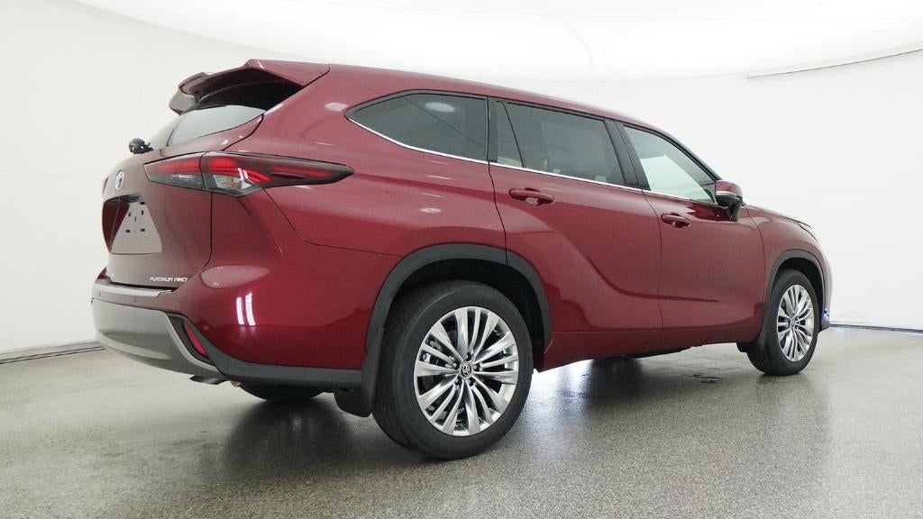 2026 Toyota Highlander Platinum
