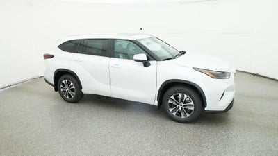 2026 Toyota Highlander XLE