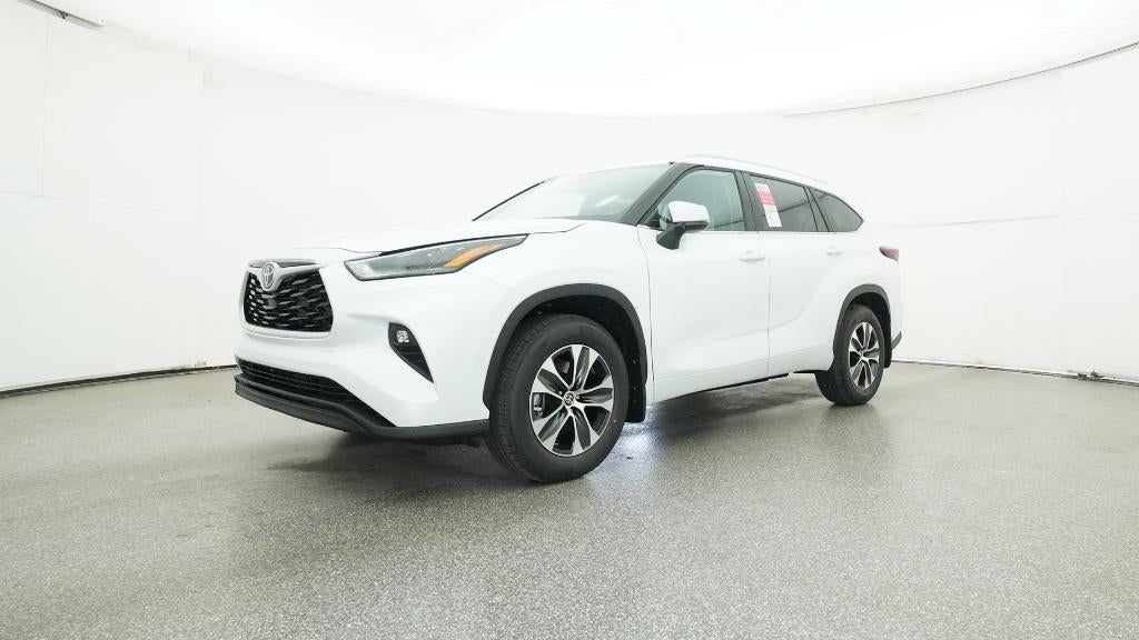 2026 Toyota Highlander XLE