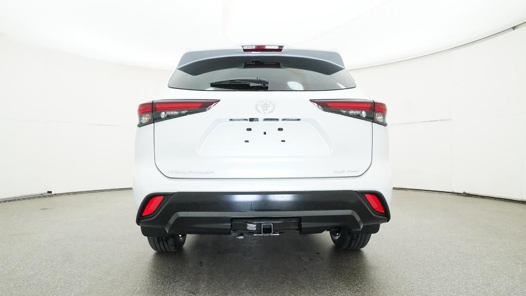 2026 Toyota Highlander XLE