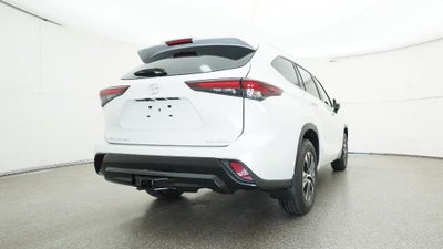 2026 Toyota Highlander XLE