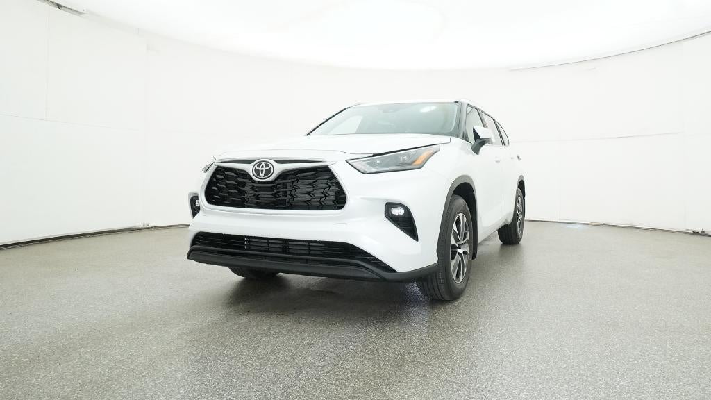 2026 Toyota Highlander XLE