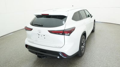 2026 Toyota Highlander XLE