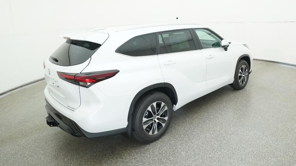 2026 Toyota Highlander XLE