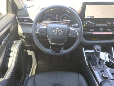 2026 Toyota Highlander Limited