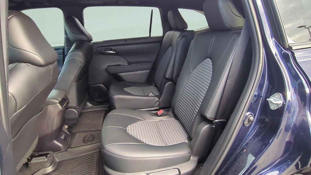 2026 Toyota Highlander XSE