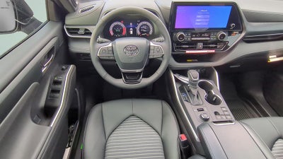 2026 Toyota Highlander XSE