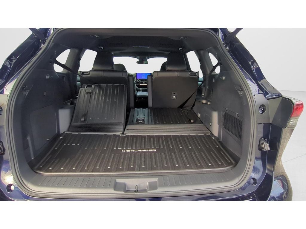 2026 Toyota Highlander XSE