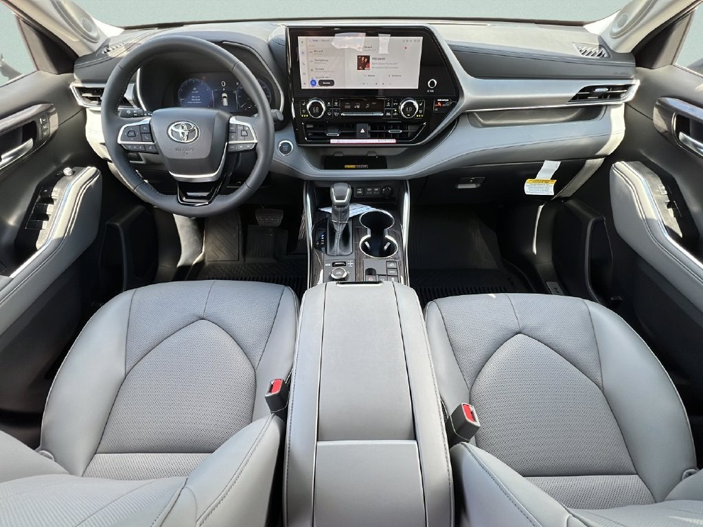 2026 Toyota Highlander Limited