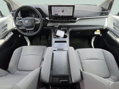 2026 Toyota Sienna XLE