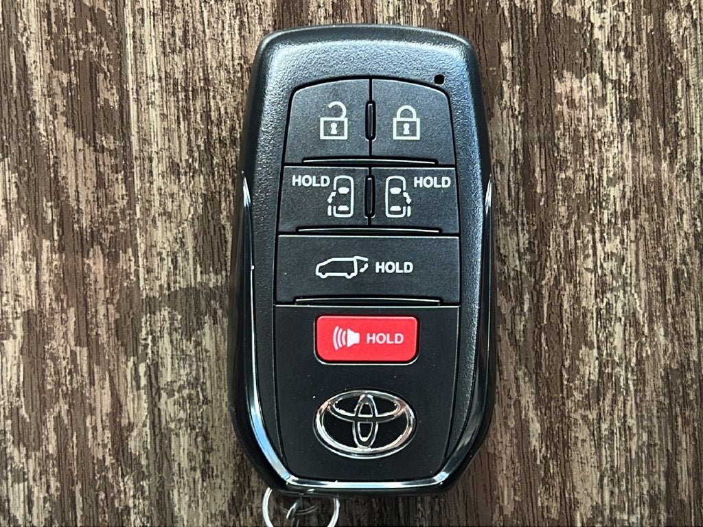 2026 Toyota Sienna Limited