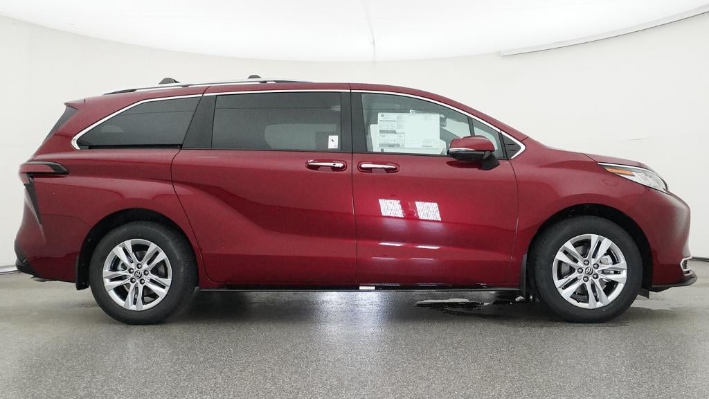 2026 Toyota Sienna Limited