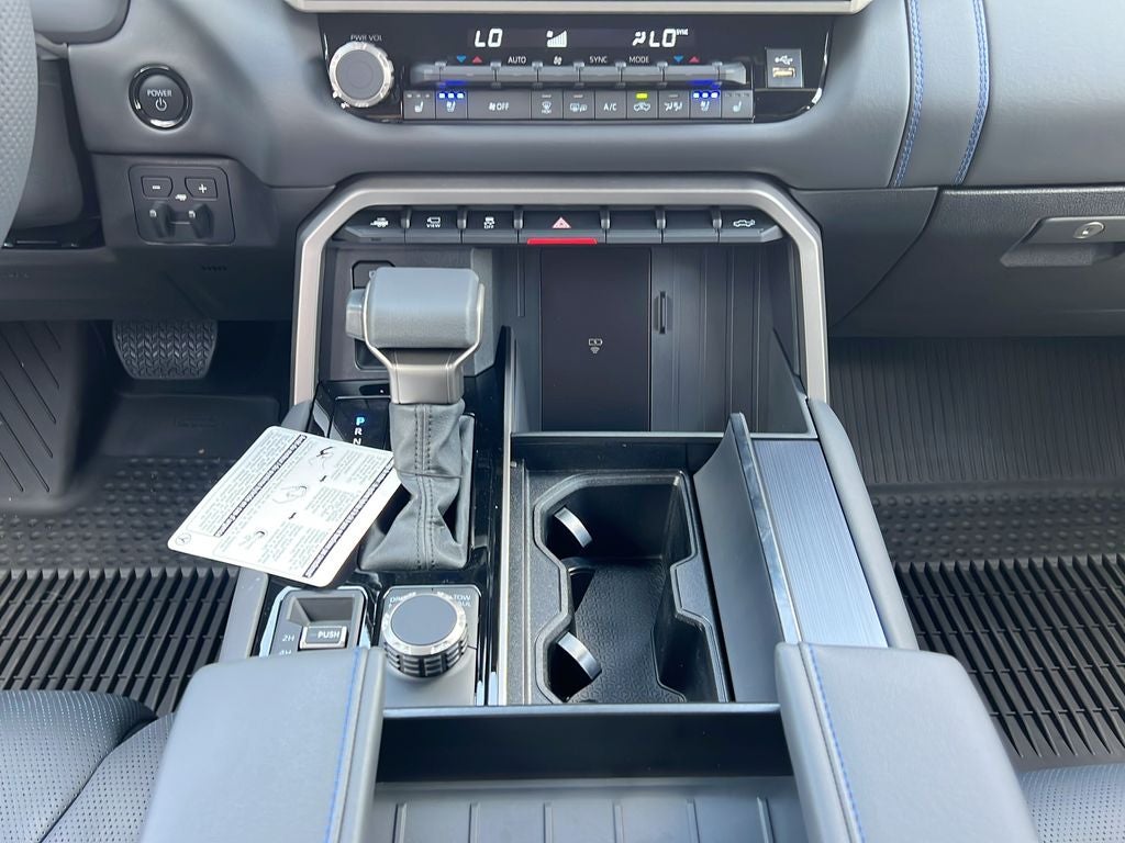 2026 Toyota Tundra i-FORCE MAX Tundra Platinum