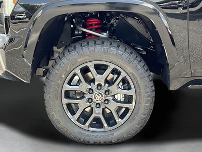 2026 Toyota Tundra i-FORCE MAX Tundra Platinum