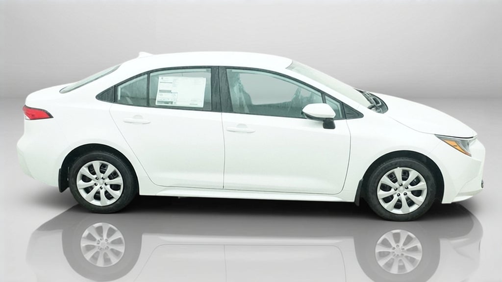 2027 Toyota Corolla LE