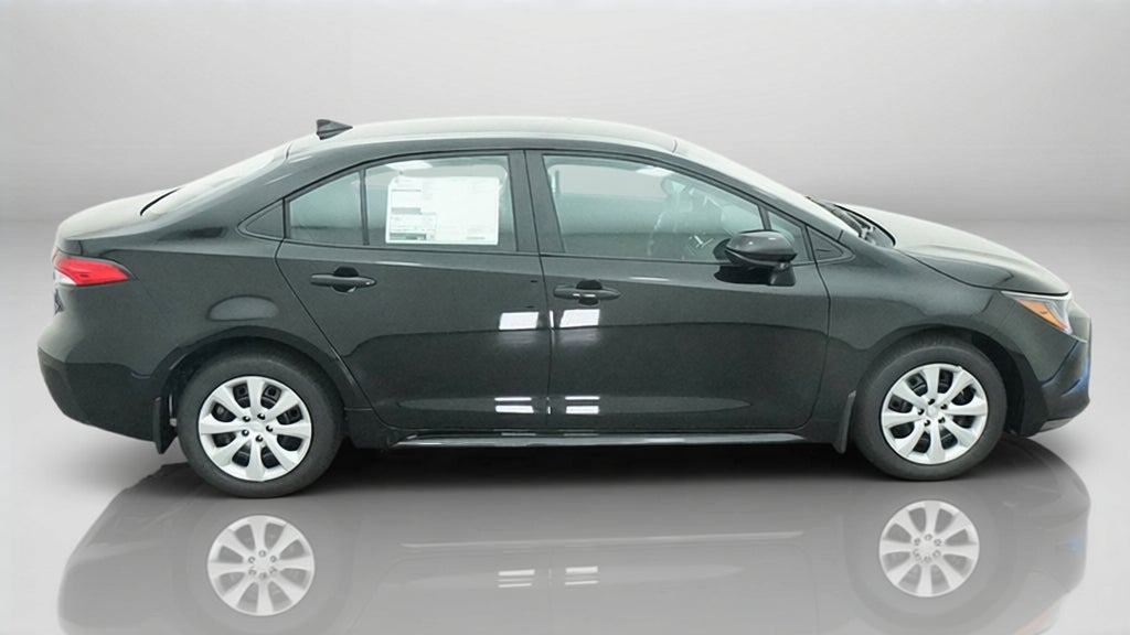 2027 Toyota Corolla LE