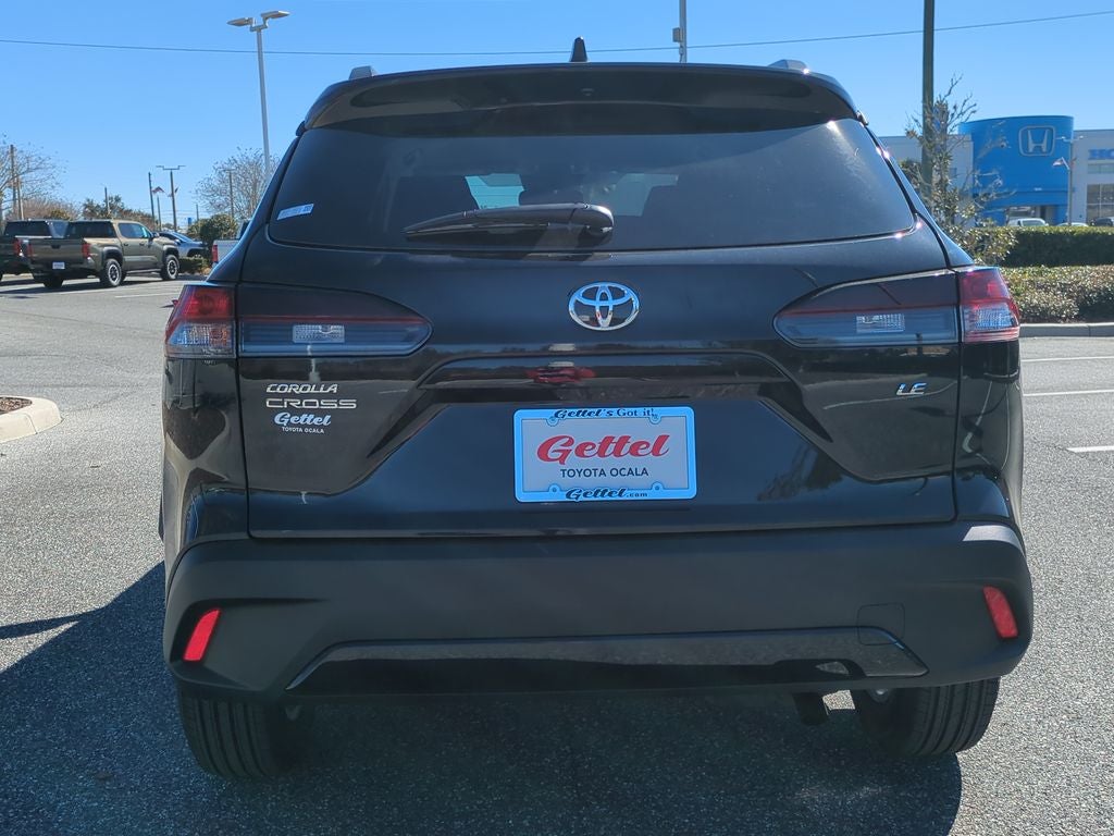 2026 Toyota Corolla Cross LE