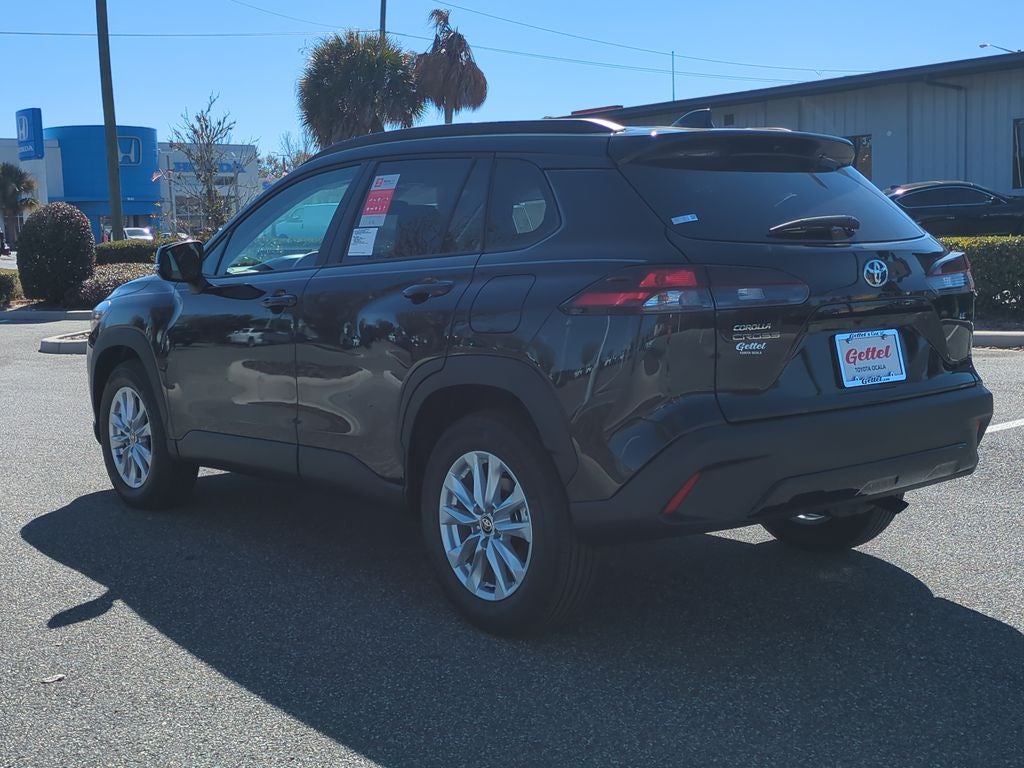 2026 Toyota Corolla Cross LE