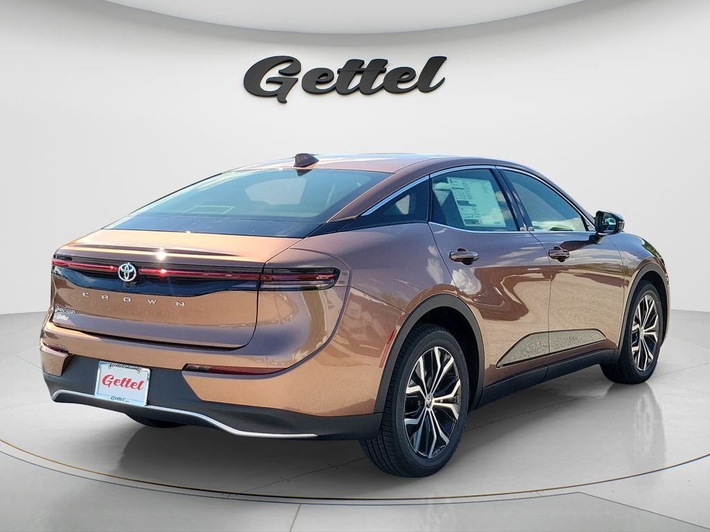 2026 Toyota Toyota Crown XLE