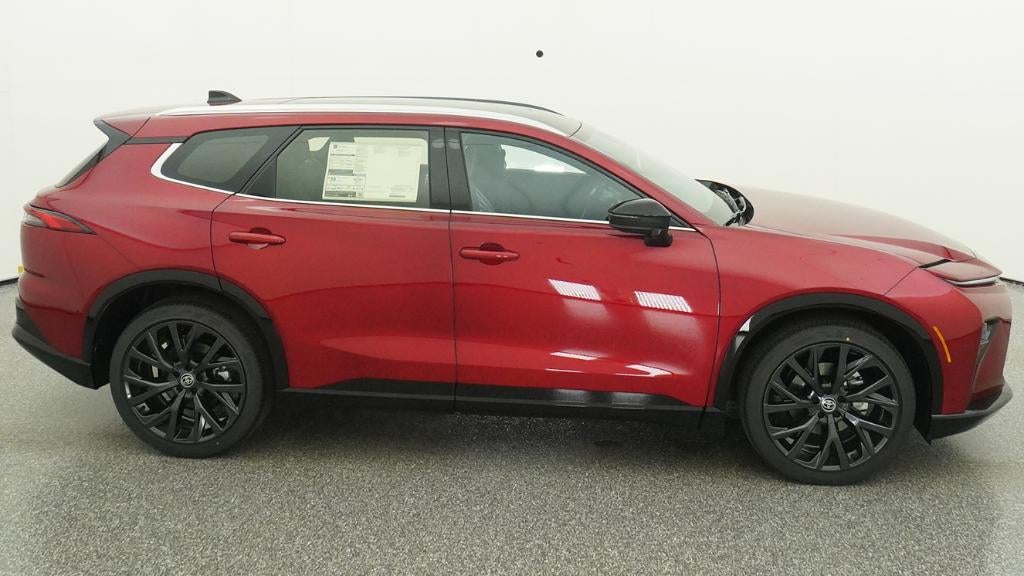 2026 Toyota Toyota Crown Signia Limited