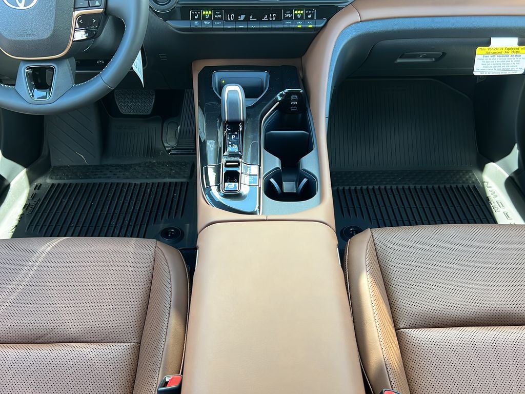 2026 Toyota Toyota Crown Signia Limited