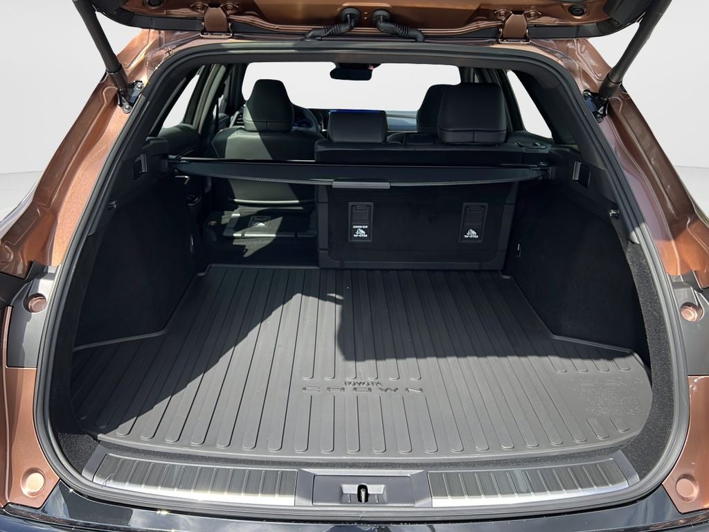 2026 Toyota Toyota Crown Signia Limited
