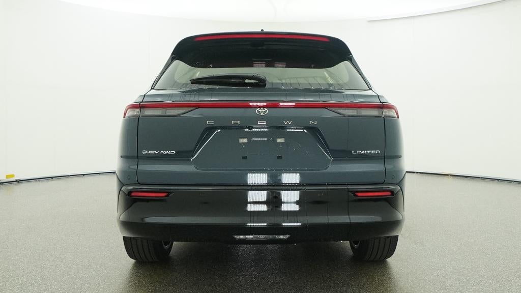 2026 Toyota Toyota Crown Signia Limited