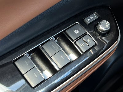 2026 Toyota Toyota Crown Signia XLE