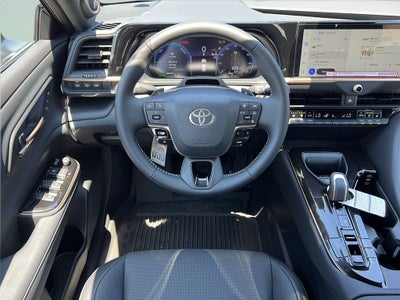 2026 Toyota Toyota Crown Signia Limited