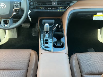 2026 Toyota Toyota Crown Signia Limited