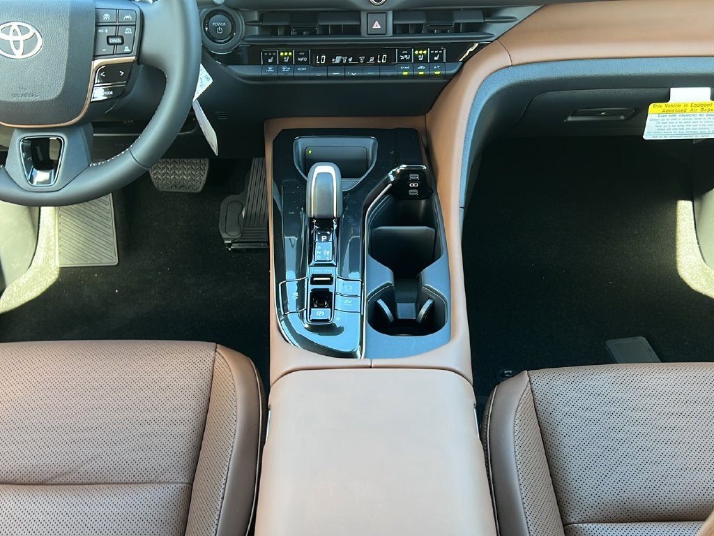 2026 Toyota Toyota Crown Signia Limited