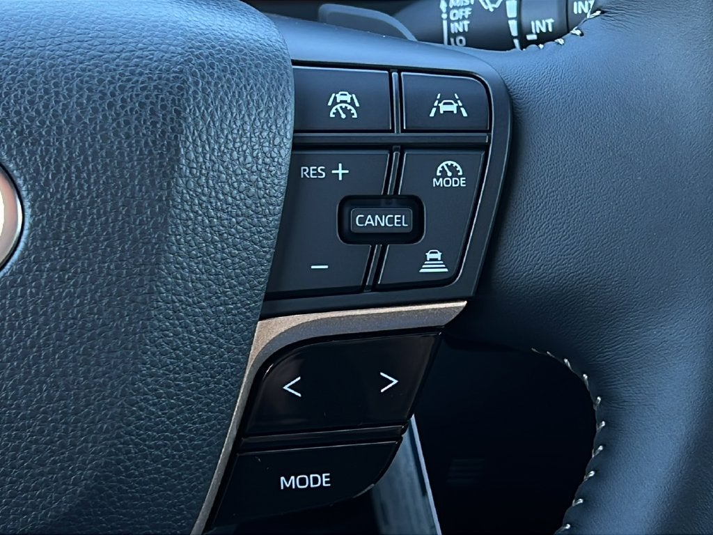 2026 Toyota Toyota Crown Signia XLE