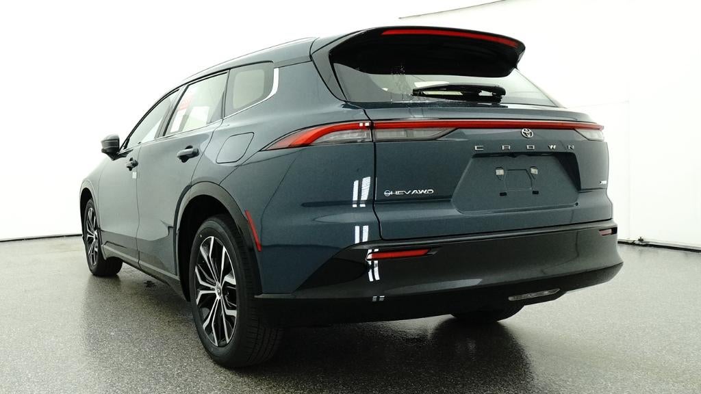 2026 Toyota Toyota Crown Signia XLE