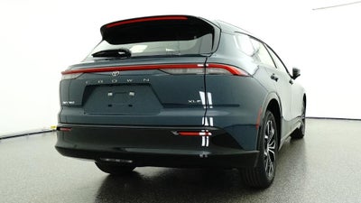 2026 Toyota Toyota Crown Signia XLE