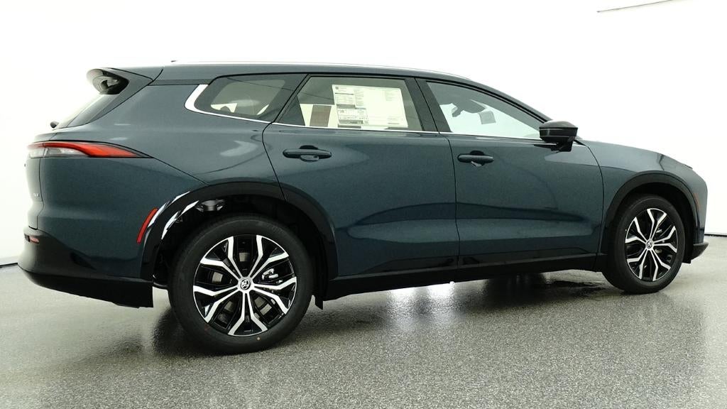 2026 Toyota Toyota Crown Signia XLE