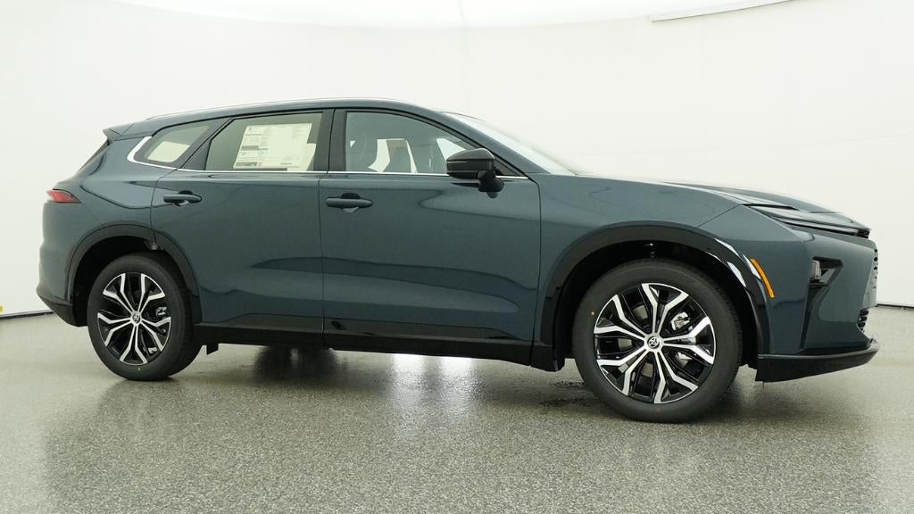 2026 Toyota Toyota Crown Signia XLE