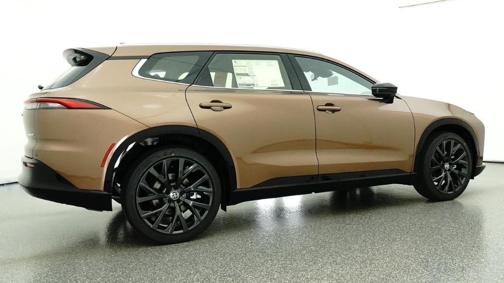 2026 Toyota Toyota Crown Signia Limited