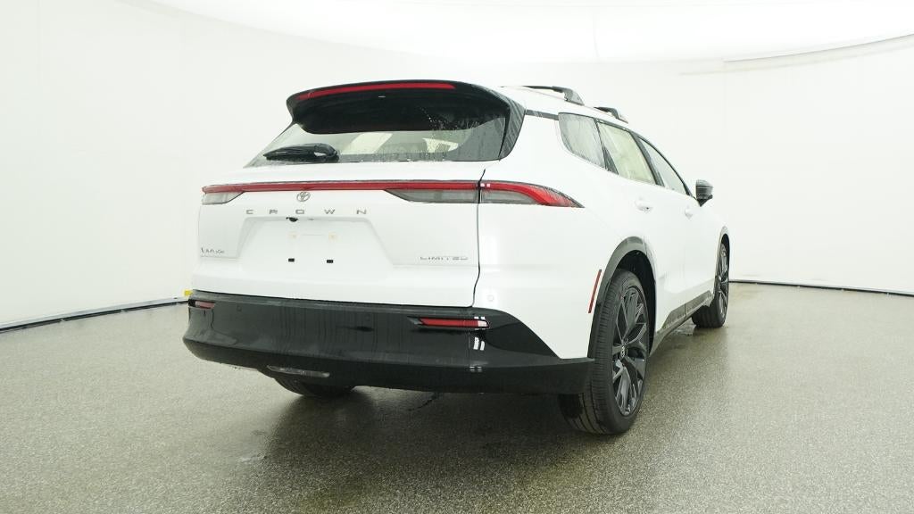 2026 Toyota Toyota Crown Signia Limited