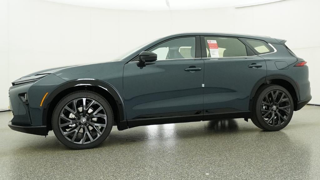 2026 Toyota Crown Signia CROWN SIGNIA
