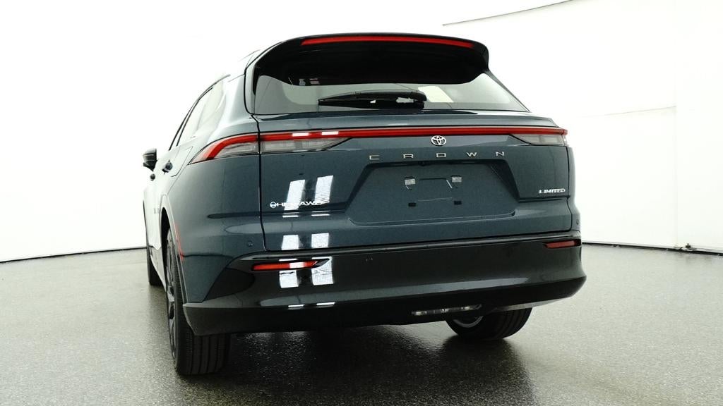2026 Toyota Crown Signia CROWN SIGNIA