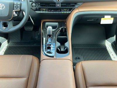 2026 Toyota Toyota Crown Signia Limited