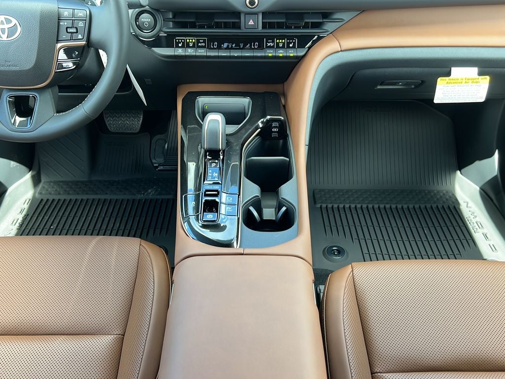 2026 Toyota Toyota Crown Signia Limited