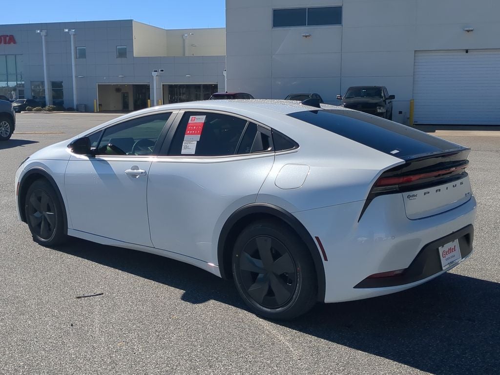 2026 Toyota Prius LE