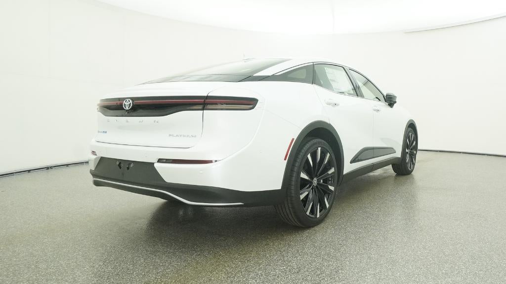 2026 Toyota Toyota Crown Platinum