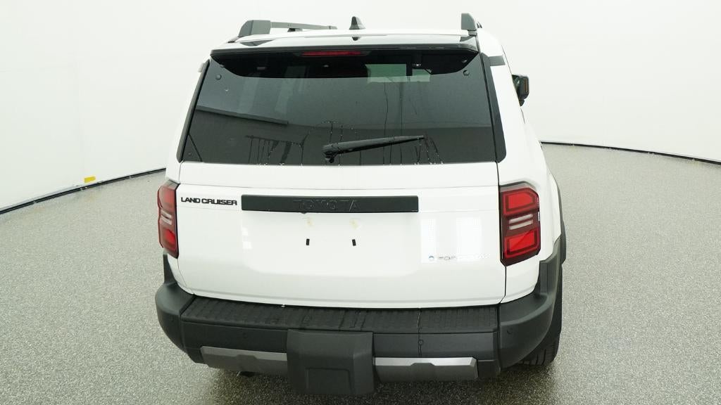2027 Toyota Land Cruiser Base