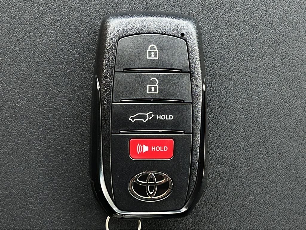 2026 Toyota C-HR SE