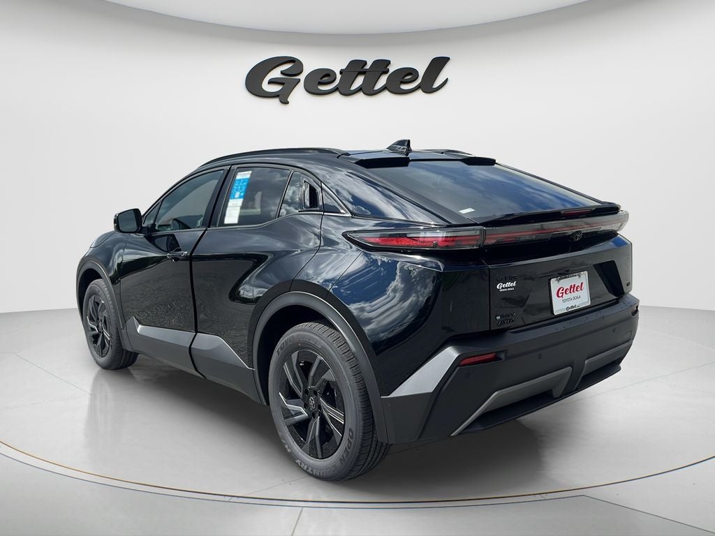 2026 Toyota C-HR SE
