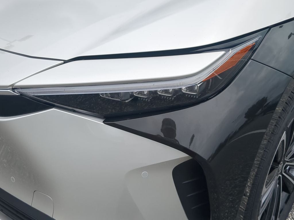2025 Toyota bZ4X Limited