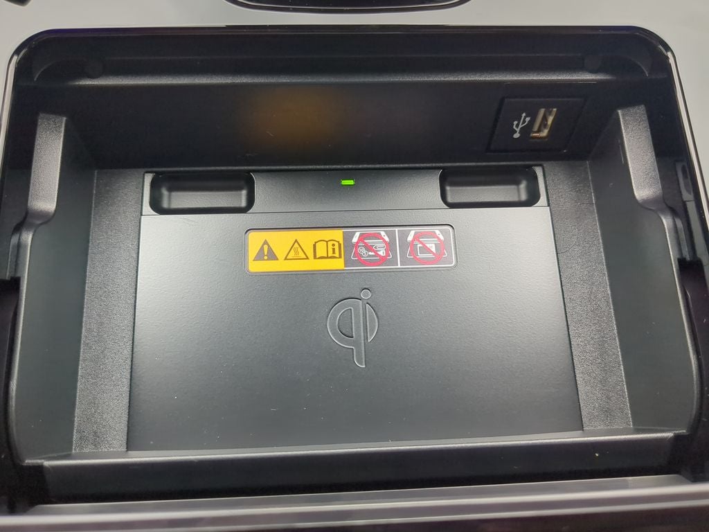 2025 Toyota bZ4X Limited