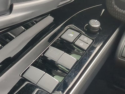 2025 Toyota bZ4X Limited